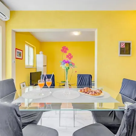 Petra 5 Apartment Trogir